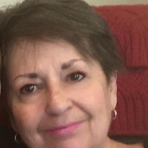 Meet your Posher, Liz